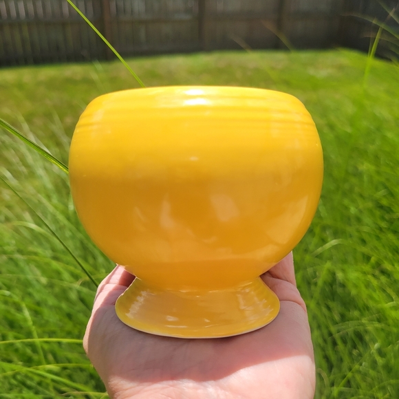 Vintage Fiesta Yellow Marmalade (?) Bowl (no lid) - Picture 6 of 13